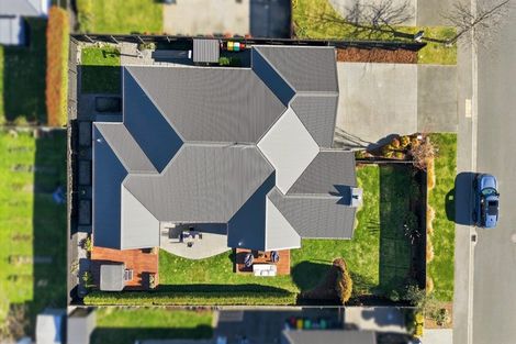 Photo of property in 68 Cairnbrae Drive, Prebbleton, 7604