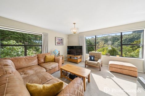 Photo of property in 136 Plateau Road, Te Marua, Upper Hutt, 5018