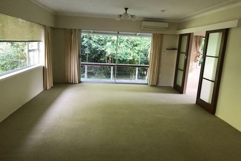 Photo of property in 2/3 Walpole Avenue, Hillpark, Auckland, 2102