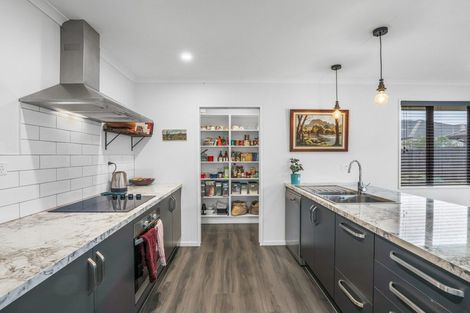 Photo of property in 4 Catchpole Place, Woodend, 7610