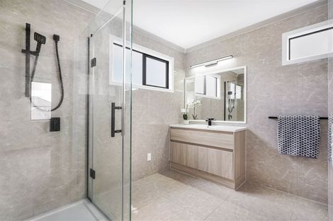 Photo of property in 49 Nottingham Drive, Hamilton East, Hamilton, 3216