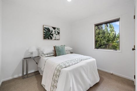 Photo of property in 1/15 Golfland Drive, Golflands, Auckland, 2013