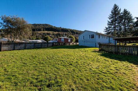 Photo of property in 56 Thomas Crescent, Western Heights, Rotorua, 3015