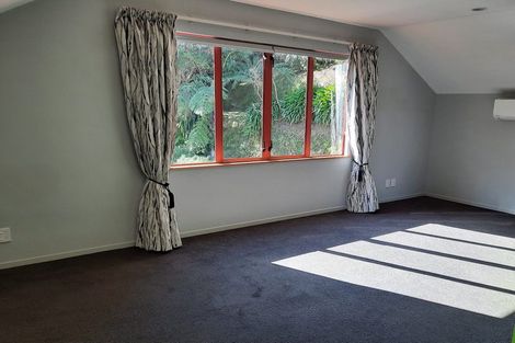 Photo of property in 21 Thatcher Crescent, Crofton Downs, Wellington, 6035