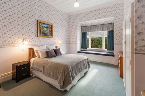 Photo of property in 30 Camberwell Road, Hawera, 4610