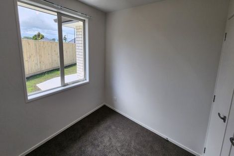 Photo of property in 12 Atea Place, Hawera, 4610