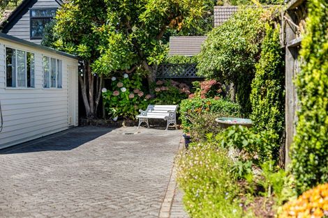 Photo of property in 69 Marine Parade, Eastbourne, Lower Hutt, 5013