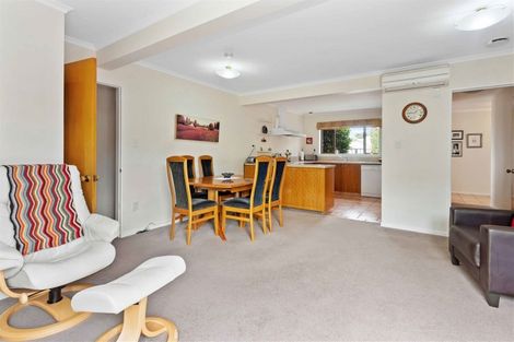 Photo of property in 74 Sarabande Avenue, Redwood, Christchurch, 8051