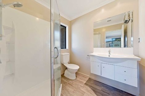 Photo of property in 22 Pollock Place, Rolleston, 7614