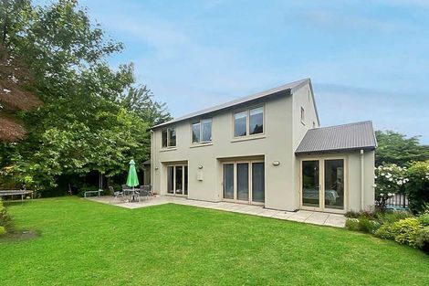 Photo of property in 15 Riverview Street, Beckenham, Christchurch, 8023