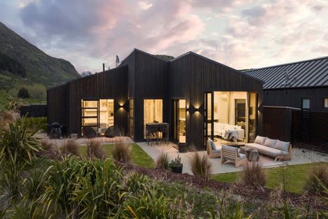 Photo of property in 23 Alps View Place, Lake Hayes, Queenstown, 9304