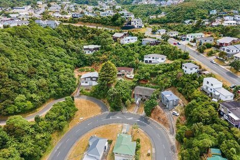 Photo of property in 93 Dowse Drive, Maungaraki, Lower Hutt, 5010