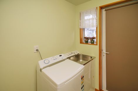 Photo of property in 3 Symes Road, Hornby, Christchurch, 8042