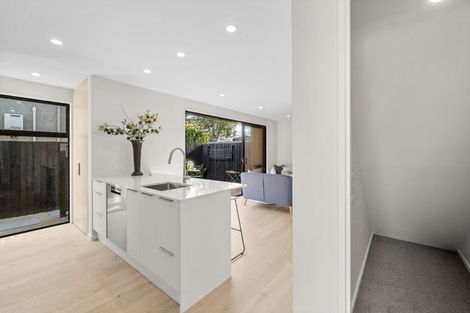 Photo of property in 2/9 Innes Road, St Albans, Christchurch, 8052