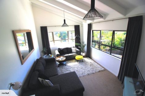 Photo of property in 2/660 Beach Road, Browns Bay, Auckland, 0630