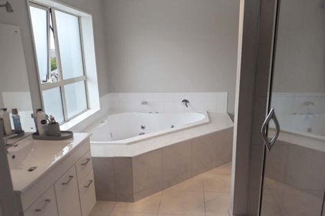 Photo of property in 42 Kinsella Crescent, Aidanfield, Christchurch, 8025