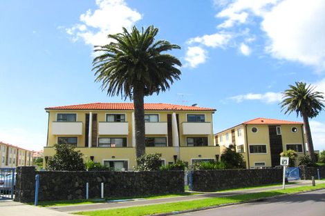 Photo of property in 11/595 Laurie Southwick Parade, Gulf Harbour, Whangaparaoa, 0930