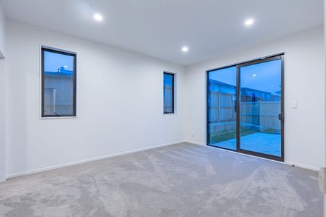 Photo of property in 7 Ropere Street, Kumeu, 0810
