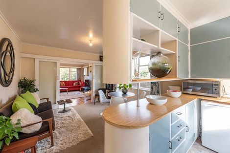 Photo of property in 273 Middleton Road, Glenside, Wellington, 6037