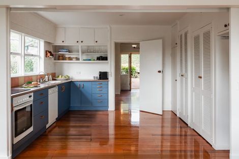 Photo of property in 137 Hinemoa Street, Birkenhead, Auckland, 0626