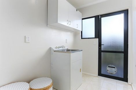 Photo of property in 7 Berkshire Terrace, Massey, Auckland, 0614