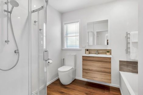 Photo of property in 28 Mahoe Street, Levin, 5510