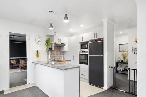 Photo of property in 61a Kayes Road, Pukekohe, 2120