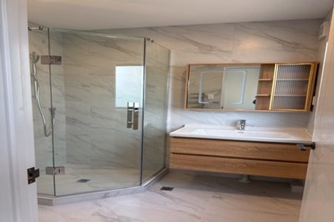 Photo of property in 12b Elcoat Avenue, Te Atatu South, Auckland, 0610