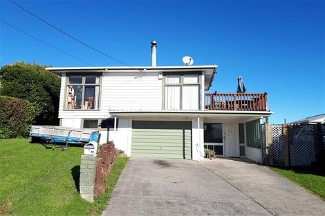 Photo of property in 1/10 Seaview Road, Glenfield, Auckland, 0629