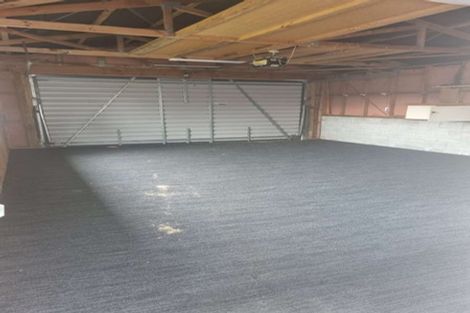 Photo of property in 116 Whangaparaoa Road, Red Beach, 0932