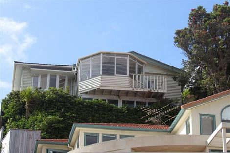 Photo of property in 7 Saint Michaels Crescent, Kelburn, Wellington, 6012