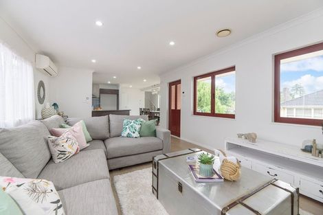 Photo of property in 28 Boundary Road, Blockhouse Bay, Auckland, 0600