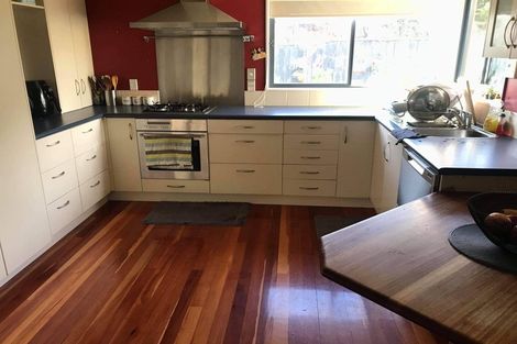 Photo of property in 24 Clearview Drive, Milson, Palmerston North, 4414