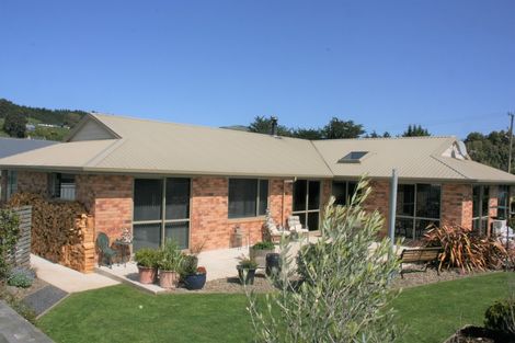 Photo of property in 26 Wingatui Road, Mosgiel, 9024