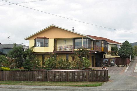 Photo of property in 49 Mill Road, Waimate, 7924