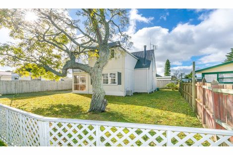 Photo of property in 1b Oak Avenue, Nawton, Hamilton, 3200