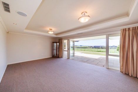 Photo of property in 5 Te Arakura Road, Newbury, Feilding, 4775