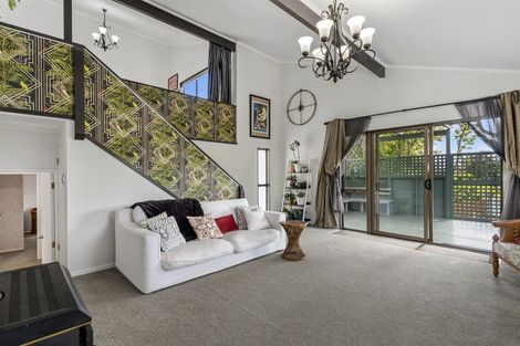 Photo of property in 77 Resolution Road, Welcome Bay, Tauranga, 3112