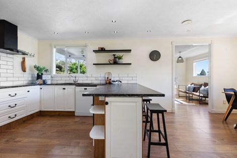 Photo of property in 41 Dingadee Street, Welcome Bay, Tauranga, 3112