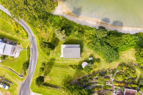 Photo of property in 16 Fisher Street, Pahi, Paparoa, 0571