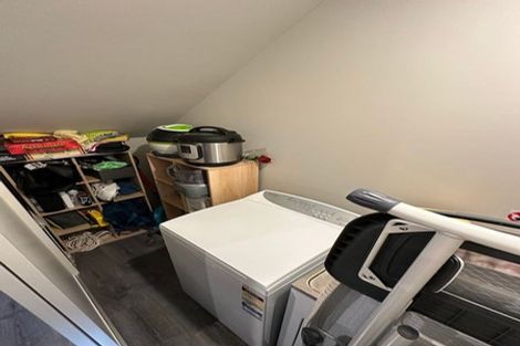 Photo of property in 1d Tarras Road, Kumeu, 0810