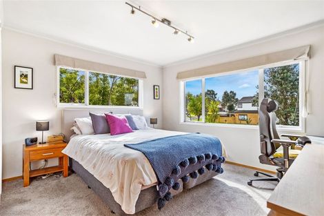 Photo of property in 20 Sailfish Drive, West Harbour, Auckland, 0618