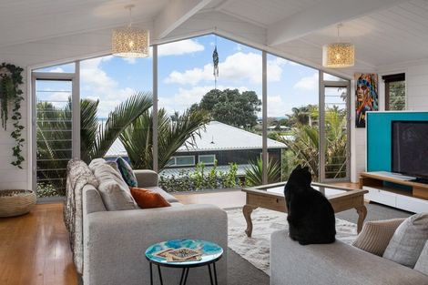 Photo of property in 37 The Crescent, Waihi Beach, 3611