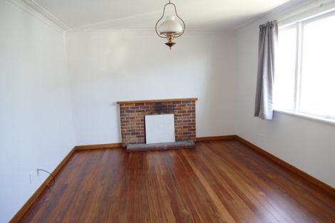 Photo of property in 20 Brains Road, Kelston, Auckland, 0602