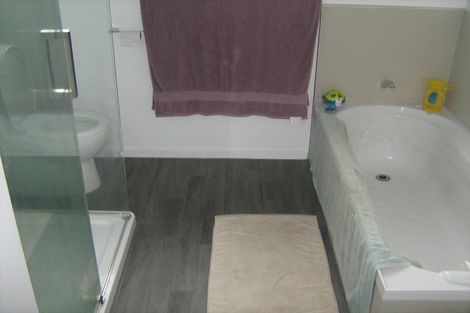 Photo of property in 32 Puriri Street, Hilltop, Taupo, 3330