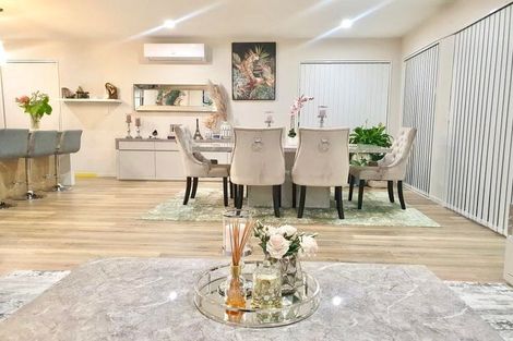 Photo of property in 10 Wairepo Street, Takanini, 2112