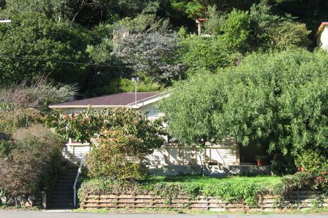 Photo of property in 317 Muritai Road, Eastbourne, Lower Hutt, 5013