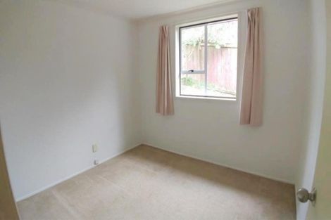 Photo of property in 2/26a Sunnynook Road, Sunnynook, Auckland, 0620