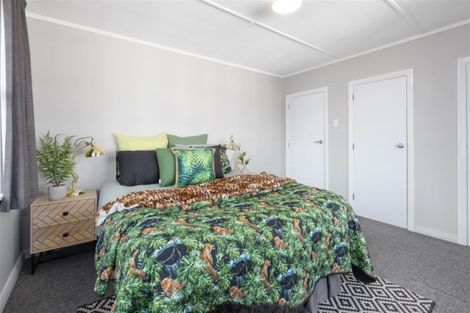 Photo of property in 27 Te Puke Street, Titahi Bay, Porirua, 5022