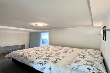 Photo of property in The Capital, 14/370 Oriental Parade, Oriental Bay, Wellington, 6011